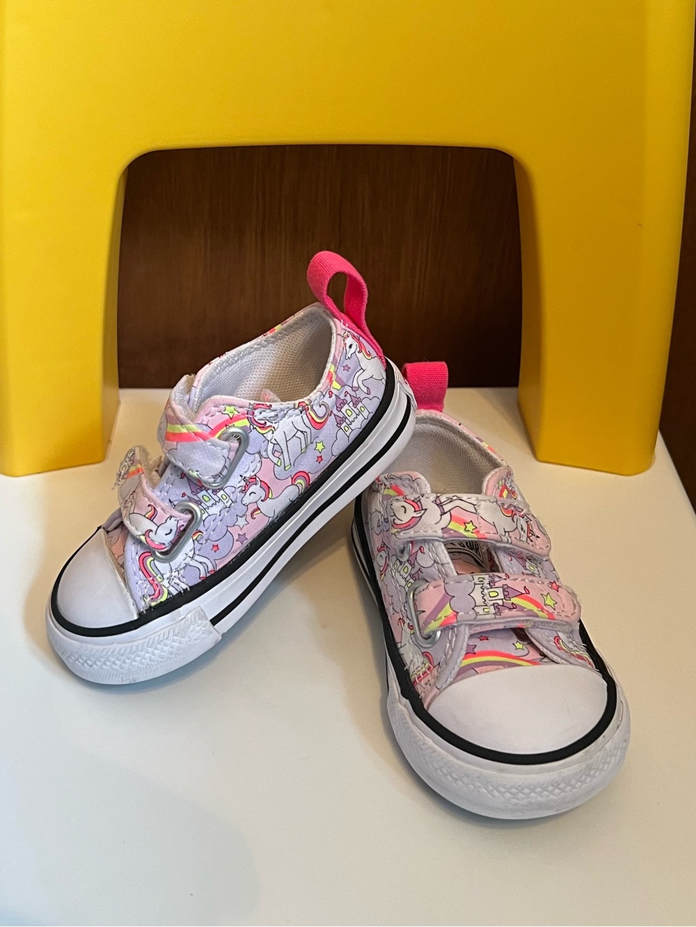 Converse Kids 4c Pink Unicorn Low-Top Sneakers